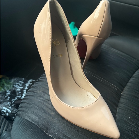 Red bottoms - Picture 2 of 2